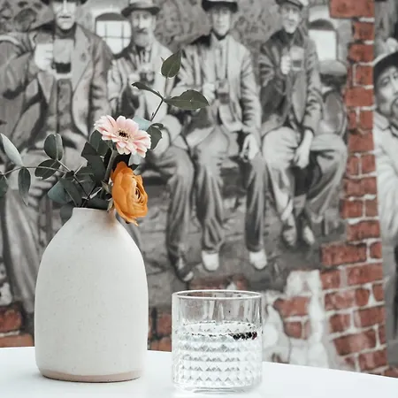 Couette-café Layer Residences 3*