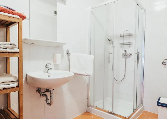 Bed & Breakfast Layer Residences Kranj